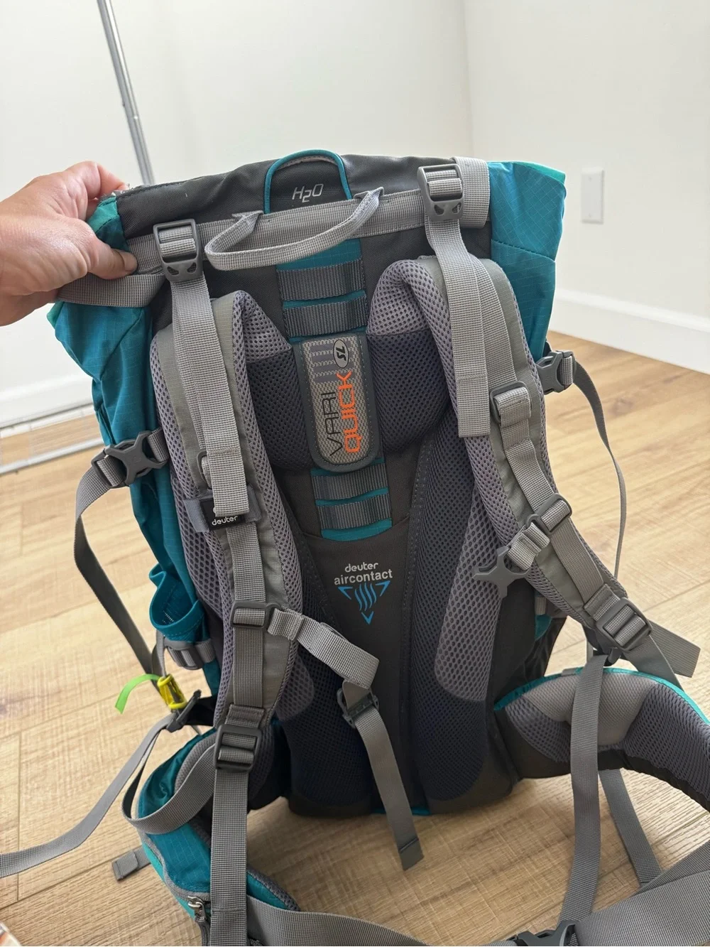 Deuter ACT Lite 35+10 Teal Hiking Backpack